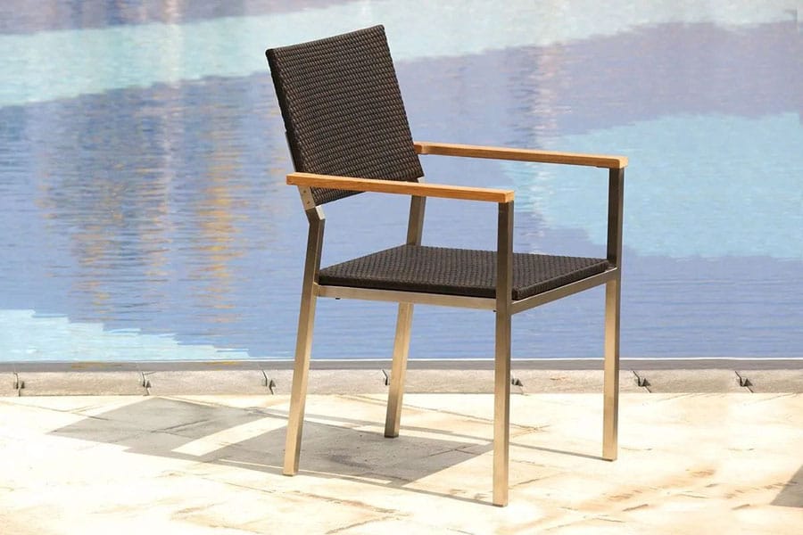 Parlange stacking chair