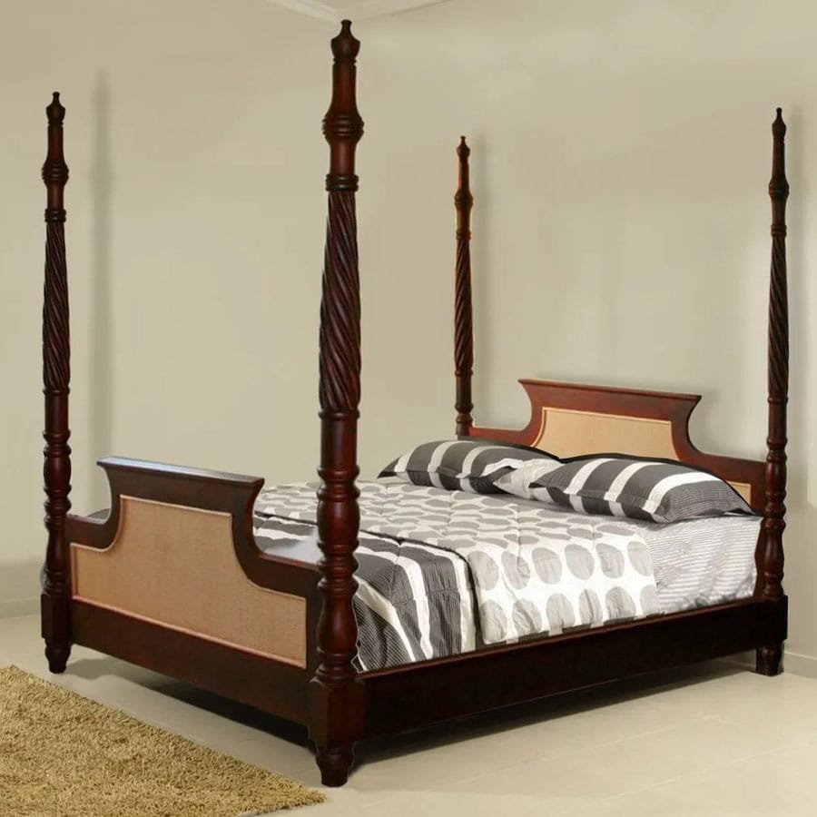 Sheraton poster bed