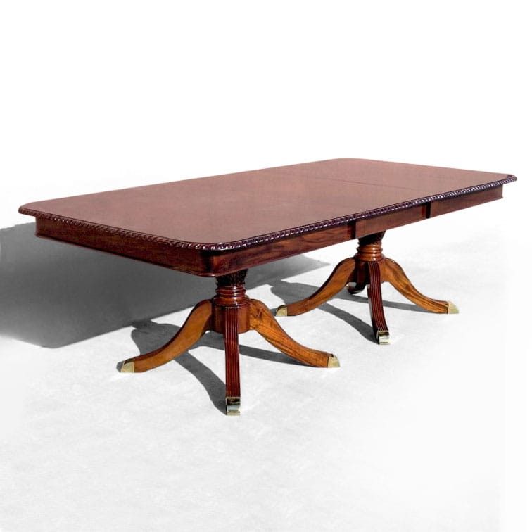 Extending dining table